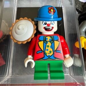 LEGO Collectible Minifigure Series 5 (8805) Small Clown